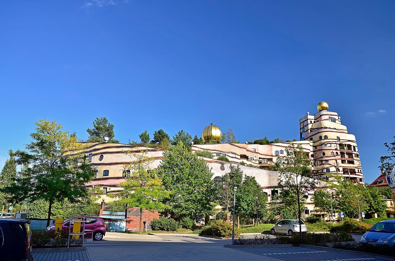 Waldspirale (Hundertwasser Building)