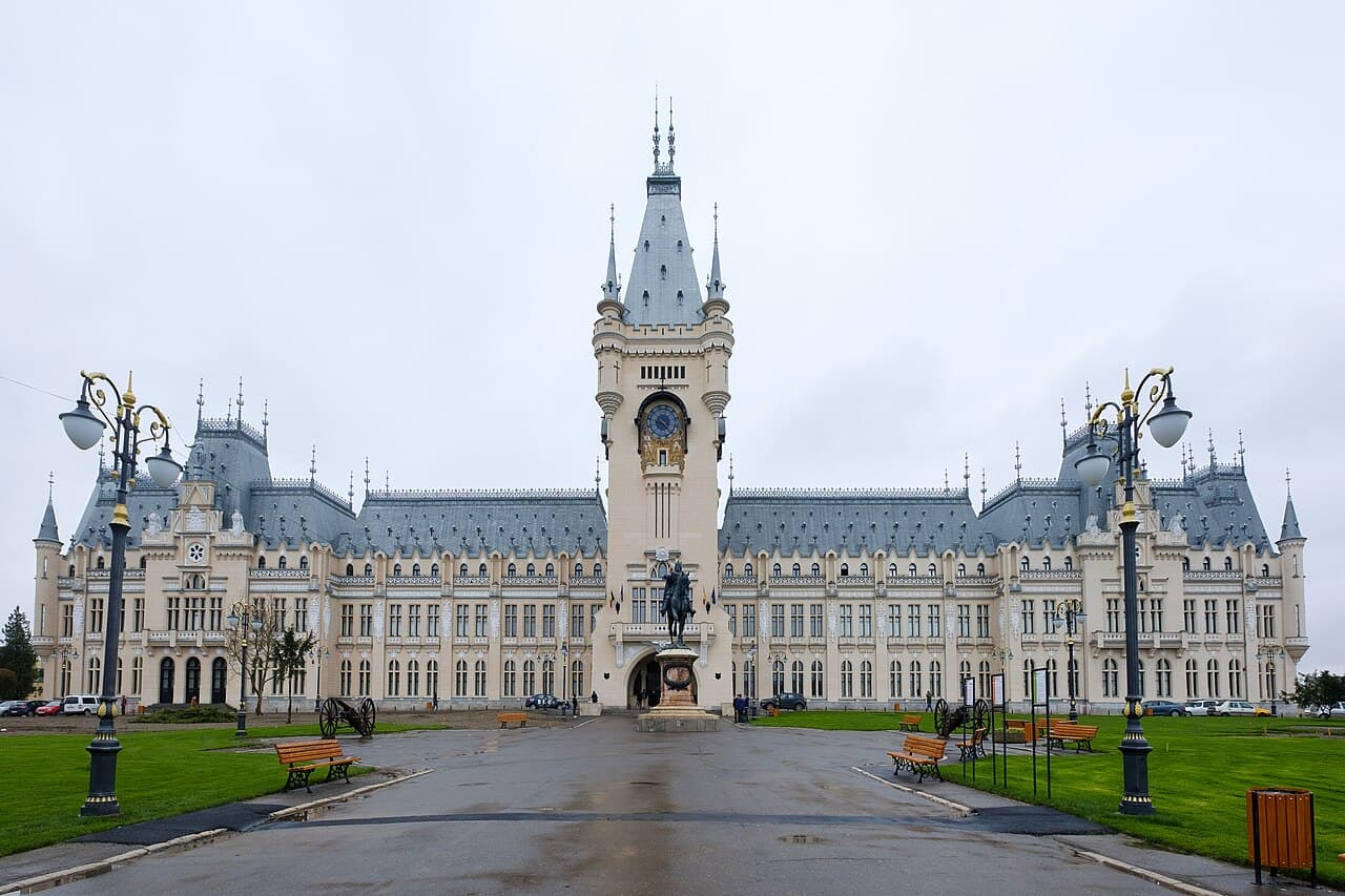 Palace of Culture (Palatul Culturii)