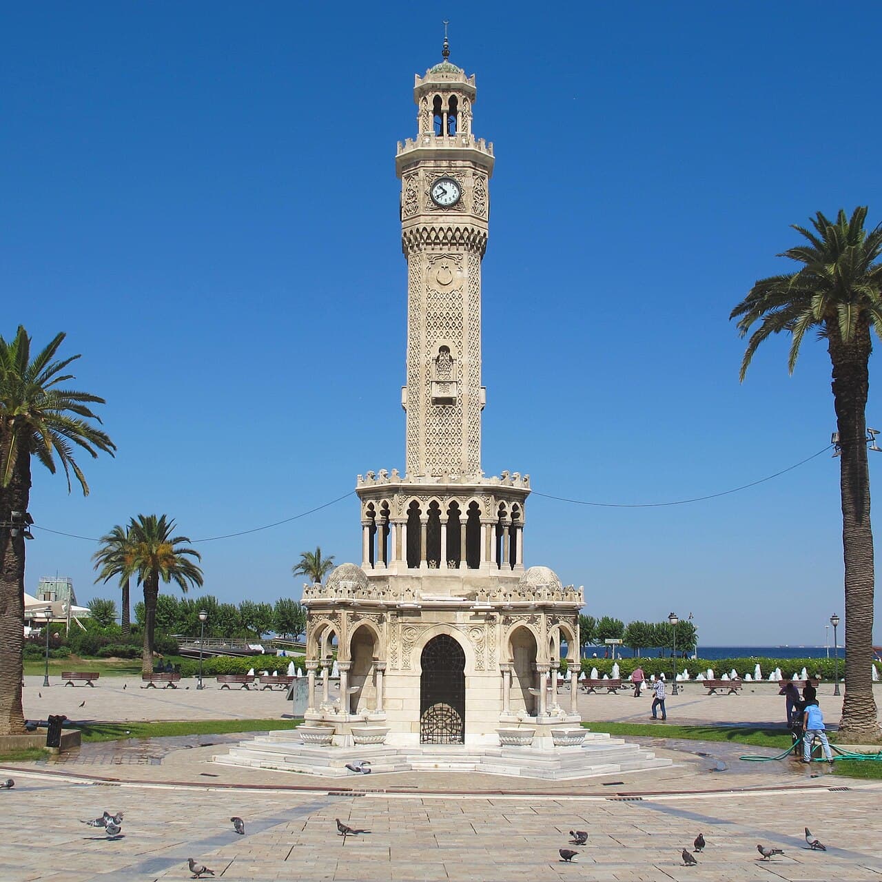Izmir Clock Tower (Konak Square)