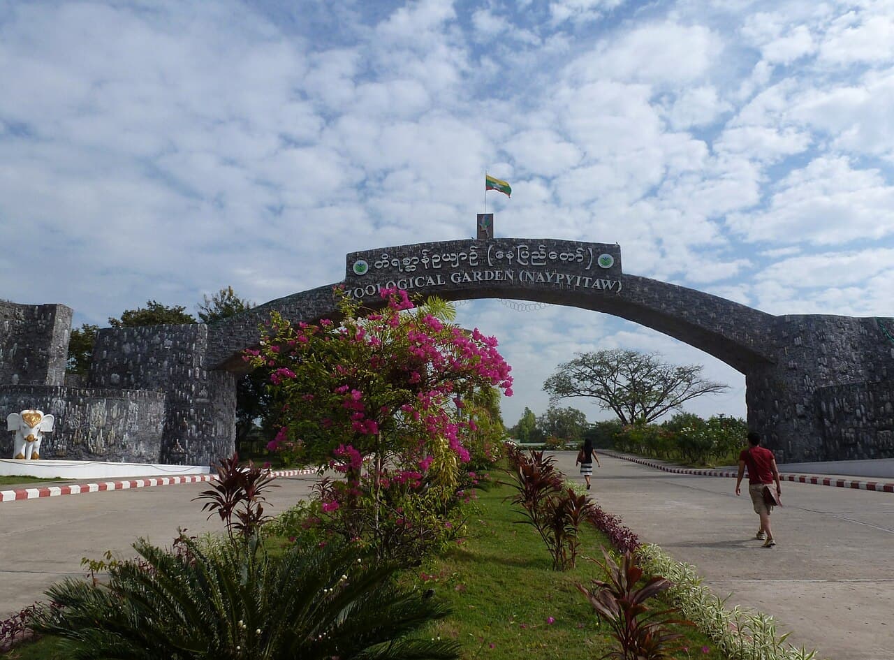 Naypyidaw Zoological Gardens
