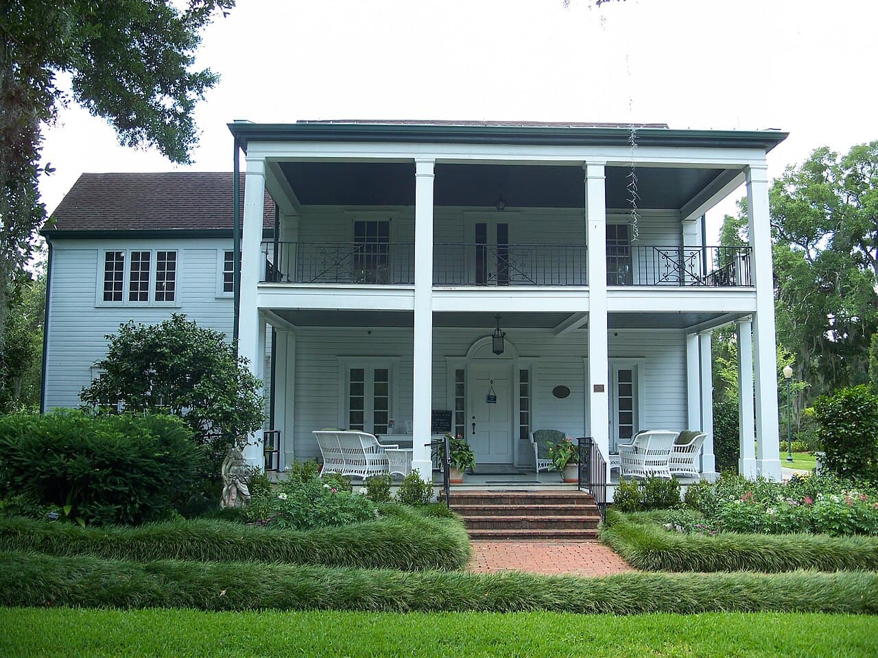 Harry P. Leu Gardens