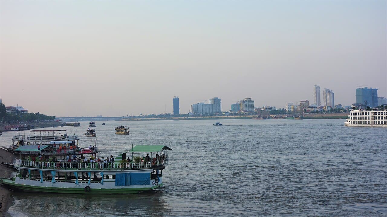 Tonlé Sap River