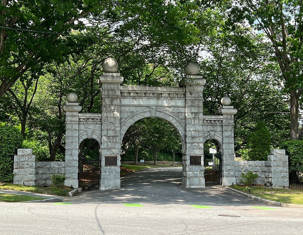 Historic Oakwood Cemetery