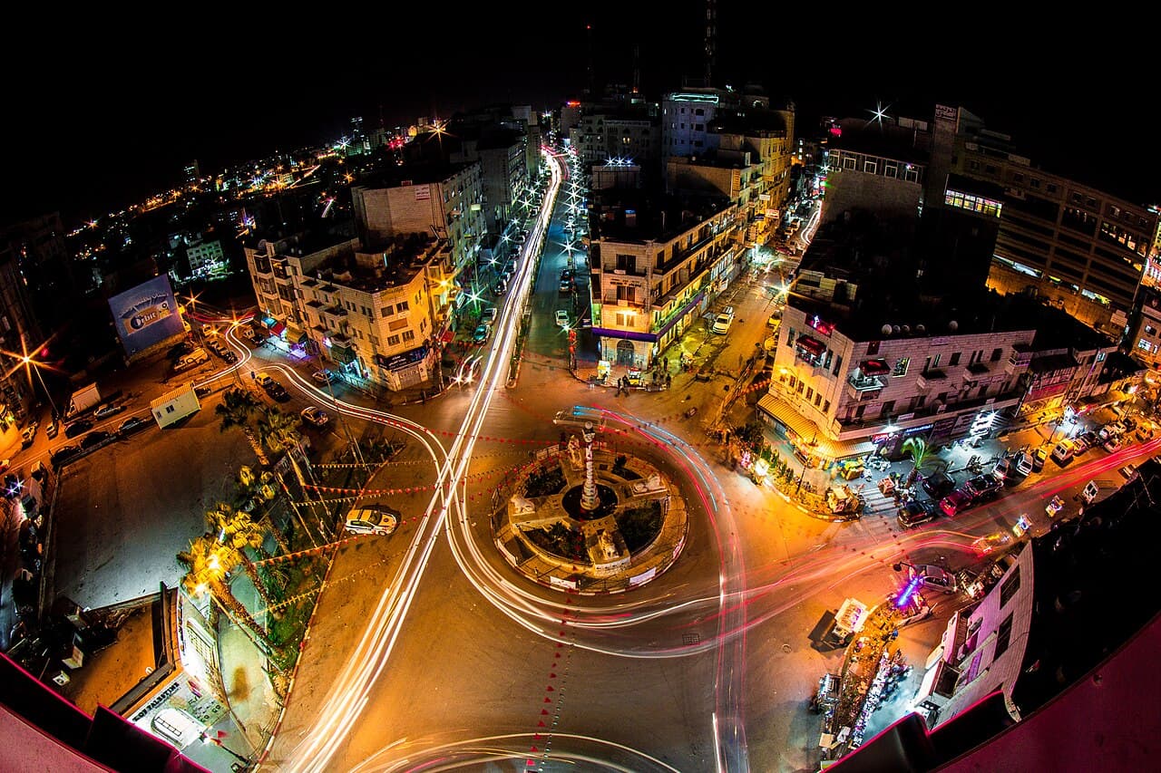 Al-Manara Square