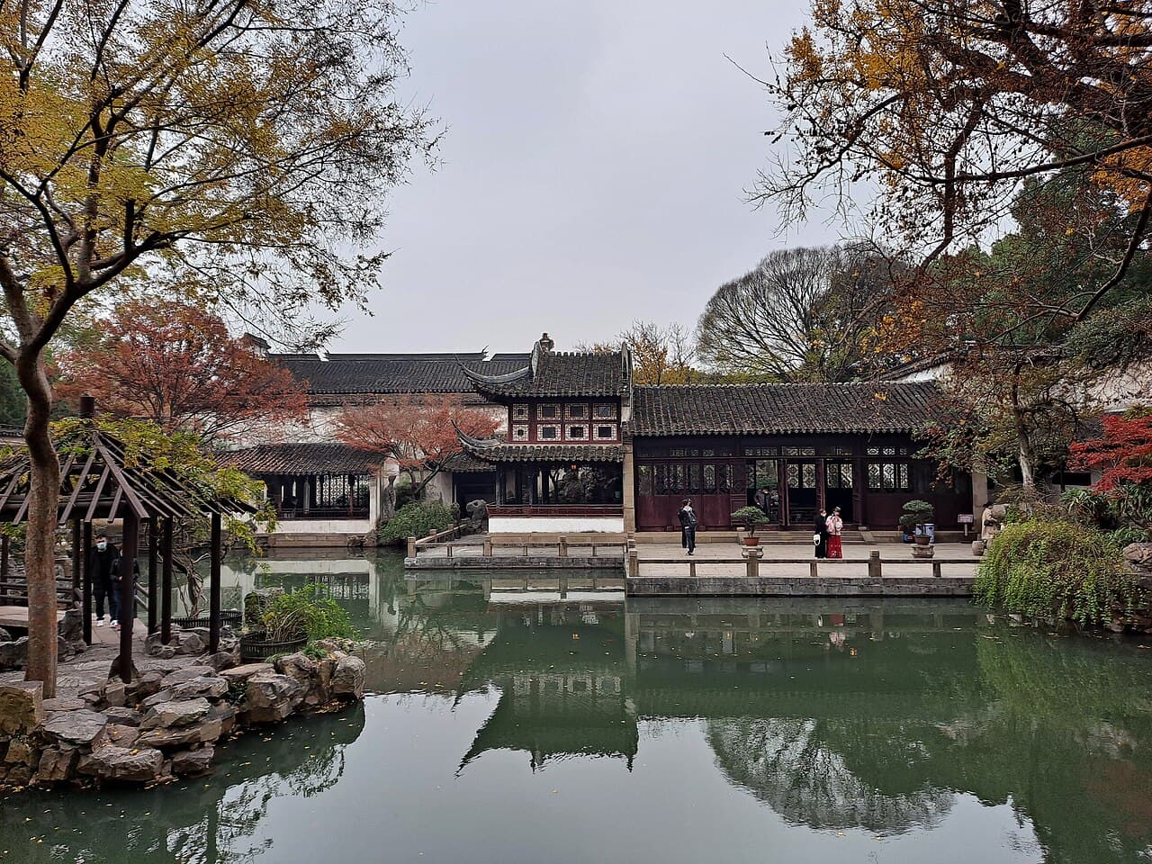 Lingering Garden