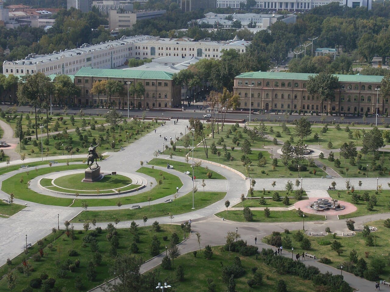 Amir Timur Square