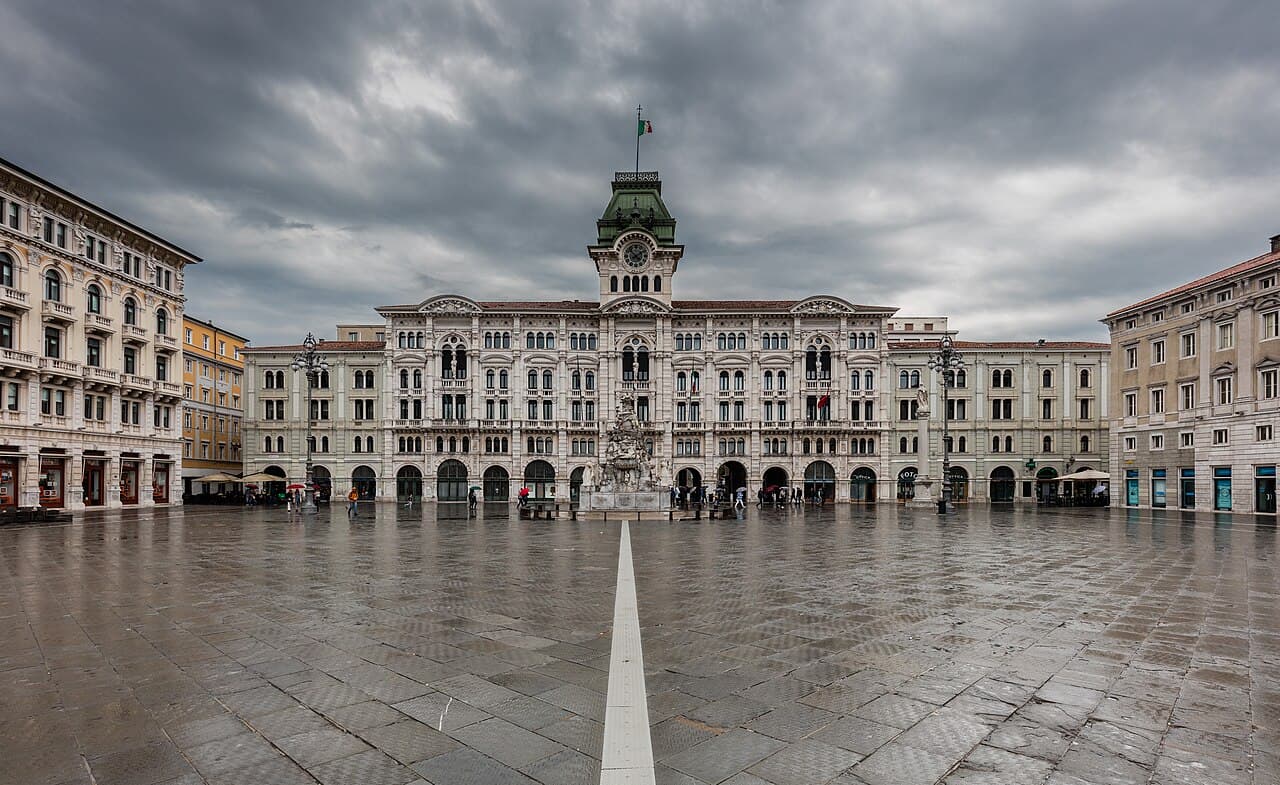 Piazza Unità d'Italia
