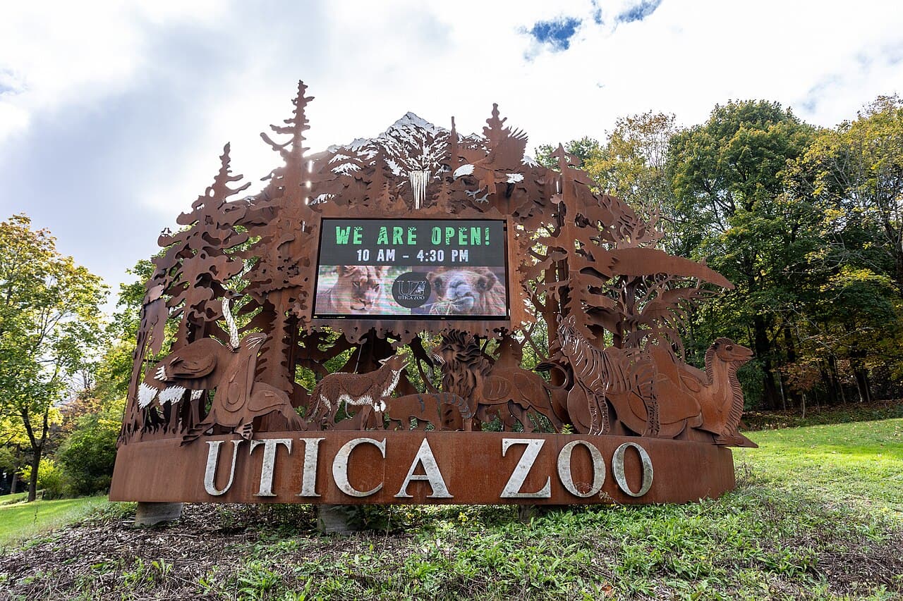 Utica Zoo